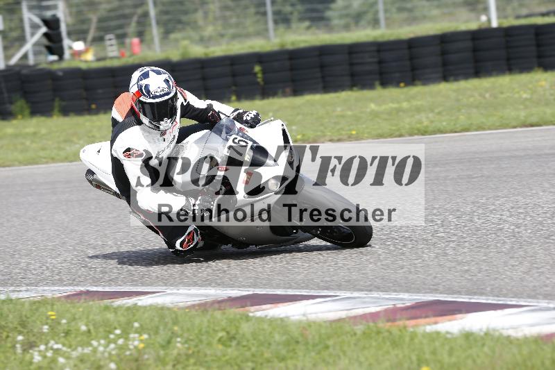 /53 16.09.2025 Track Day Domi Aegerter ADR/Gruppe rot/76